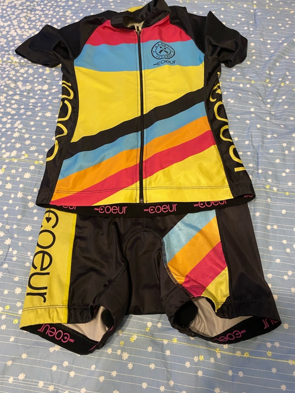 coeur Bright Colorblock Cycling Jersey and matching shorts. - Picture 11 of 11